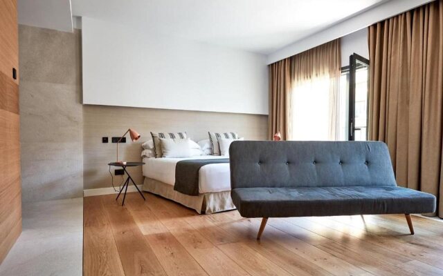 Nakar Hotel