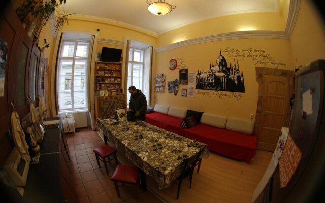 Budapest Centrum Hostel