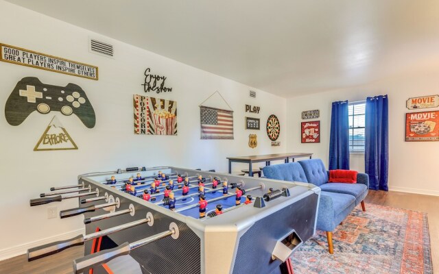 Family-friendly Home: 6 Mi to Downtown Mobile!