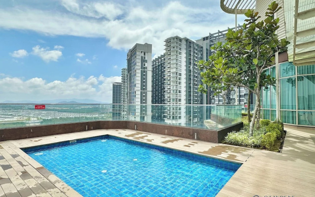 Afiniti Residences Medini by Stayrene