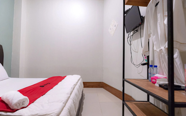 RedDoorz near Hang Nadim Batam Airport