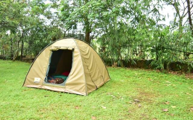 Room in B&B - Red Rocks Rwanda - Tent Twin