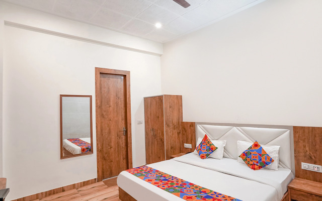 Fabhotel Sirtaj Suites
