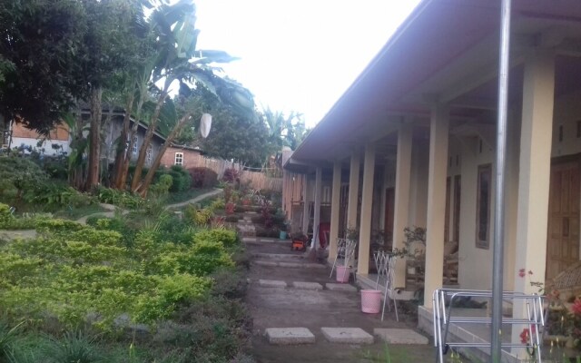 Pondok Guru Bakti Cottages