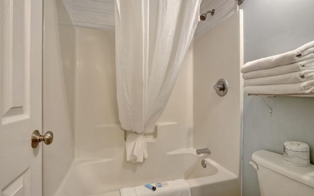 Tiffany's Motel & Condos