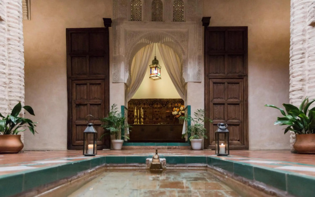 Casa Morisca Hotel Boutique