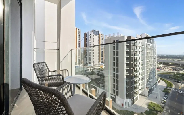Bright Modern Studio in Meydan