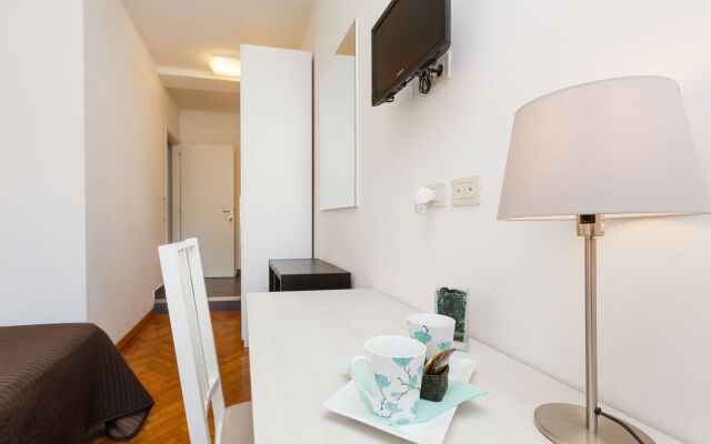 Roma Trastevere Relais Guest House