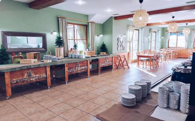 Pohorje Village Wellbeing Resort – Wellness & Spa Hotel Bolfenk