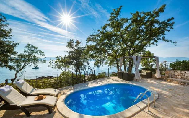 Aminess Style Glamping Villas & Holiday Homes Atea