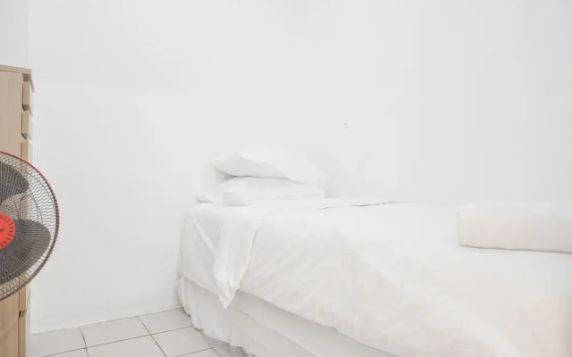 Best Deal And Comfy 2Br At Green Pramuka City Apartment