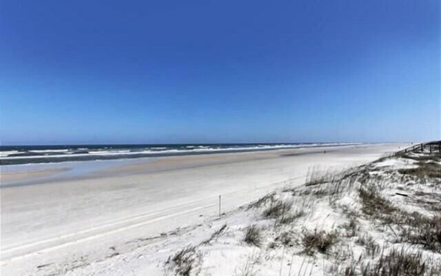 Summerhouse 433 2 Bedroom Condo by RedAwning