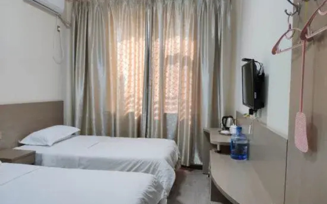 Tai Hua Hotel