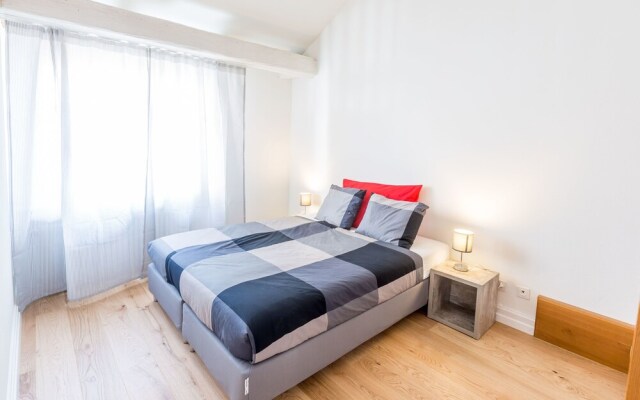 AIRSTAY Luxury Villa