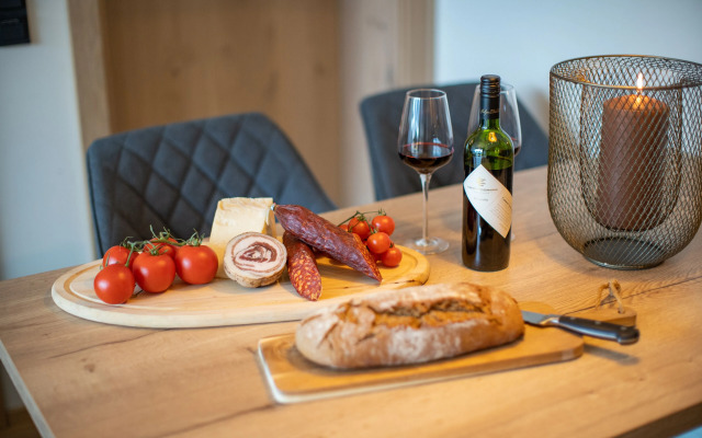 Emma Deluxe Aparthotel