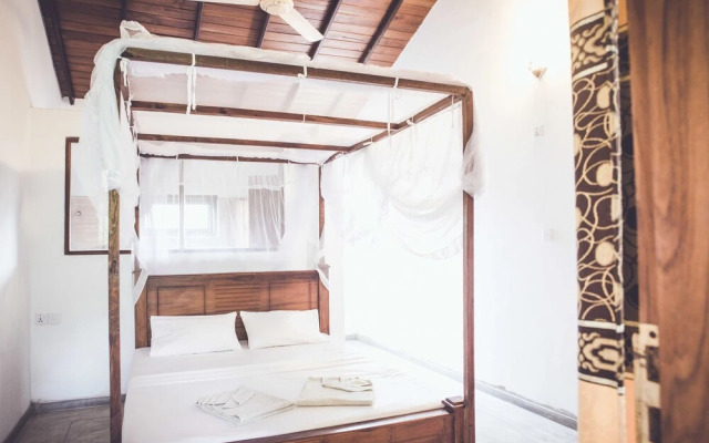 Rupa's Hotel Arugambay