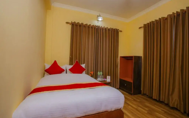 OYO 302 Hotel Classic