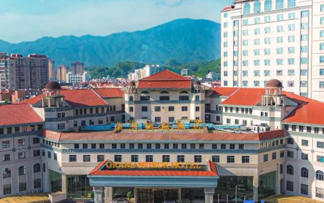 Grand Honor Hotel