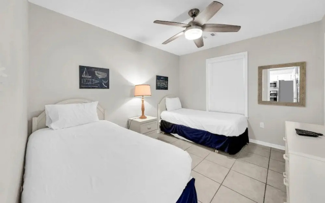 Beachside Villas 823