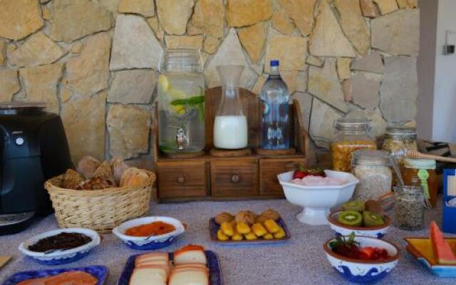 Sal da Costa Lodging