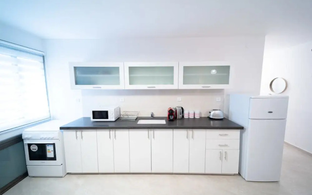 Amazing 3BR fully renovated Apt.