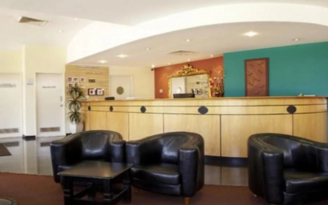 The Lodge Motel, Newman