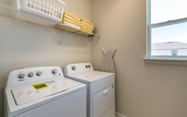 1815 Sawyer Palm Place