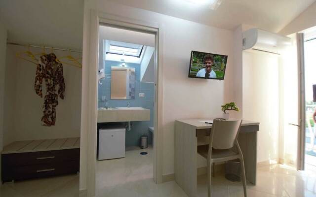 ASKìA ROOMS&BREAKFAST