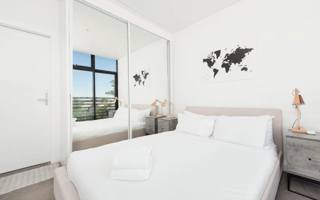 Newtown's Best Designer Apartment H395