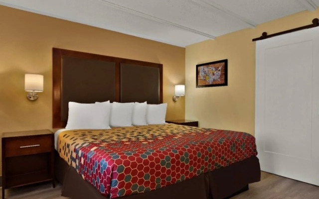 Kings House Motor Hotel