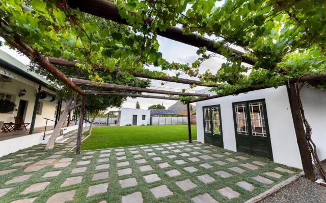 Victorian Square Guesthouse