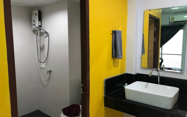 Bedbox Guesthouse & Hostel