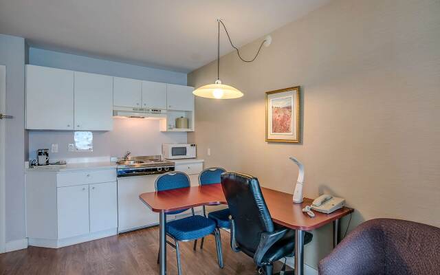 Quality Suites