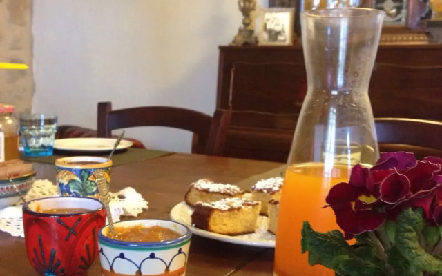 Borgo Tepolini Country House