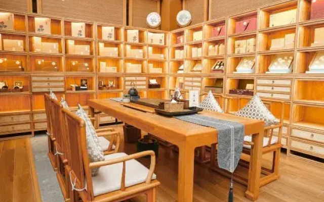 Huifeng Hotel