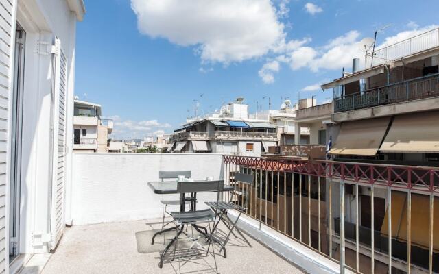 Charming Balcony Escape in Kipseli