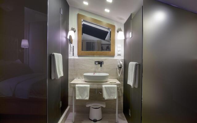 4Rooms 4U