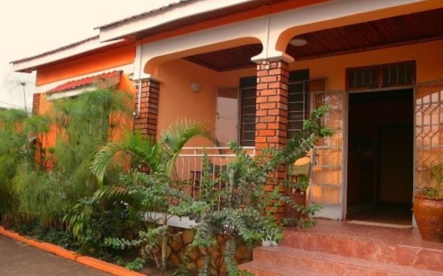 Acacia Hotel