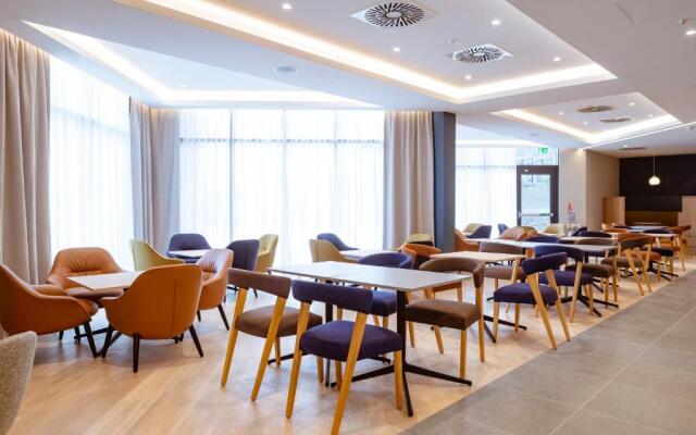 Courtyard by Marriott Keele Staffordshire