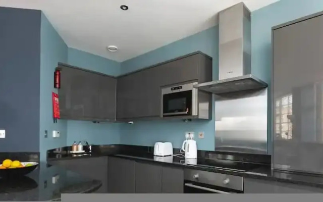 Modern Comfy 1min Walk Away From Royal Pavilion