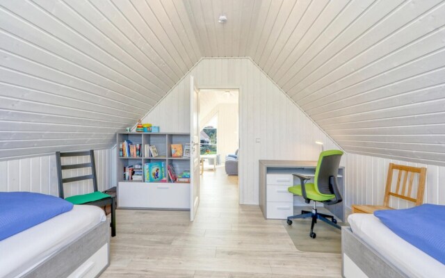 Nice Home in Zerpenschleuse With 2 Bedrooms and Wifi