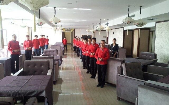 Huang He  International   Hotel