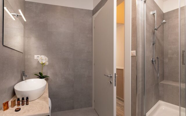 Sophie Terrace Hotel