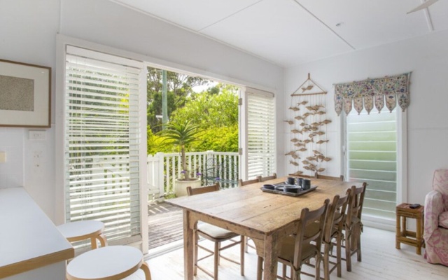Oriole Street Cottage – Balcony – Bawley Point