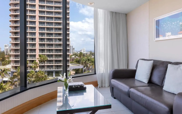 Oaks Gold Coast Hotel