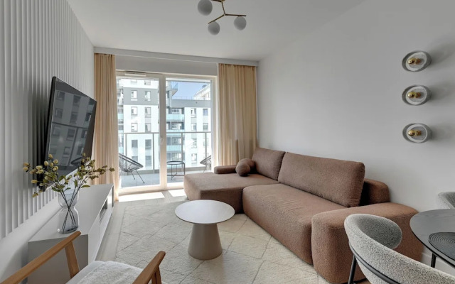 Horizon 63 Superior by Grand Apartments