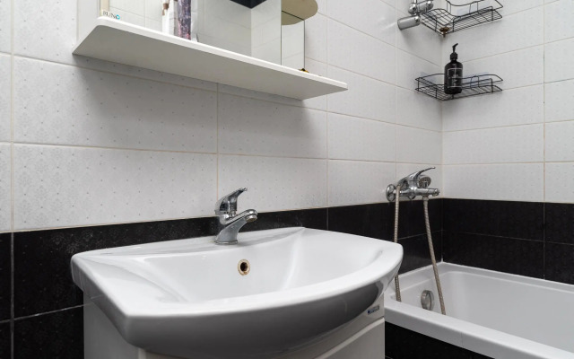 ТутЖивут на улице имени Жлобы 145