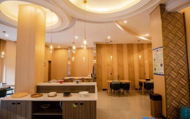 Yue Hai Jing Cheng Bo Yue Hotel