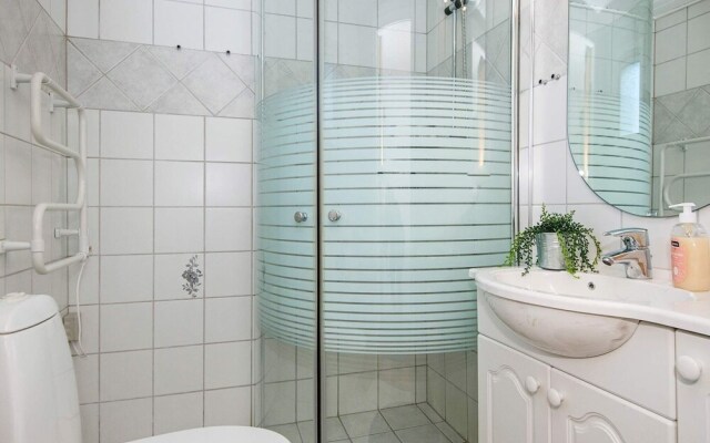 6 Person Holiday Home in Hemmet