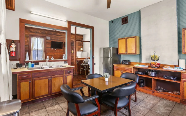 Site 61 Guesthouse